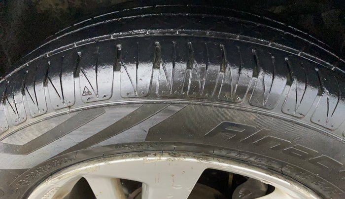 2015 Honda Jazz 1.2L I-VTEC V, Petrol, Manual, 95,256 km, Right Front Tyre Tread