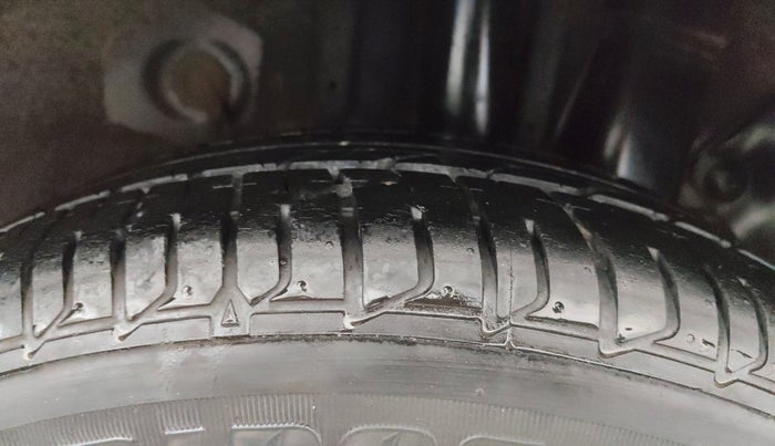 2016 Hyundai Elite i20 ASTA 1.2, Petrol, Manual, 58,758 km, Left Rear Tyre Tread