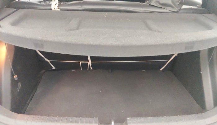 2016 Hyundai Elite i20 ASTA 1.2, Petrol, Manual, 58,758 km, Boot Inside