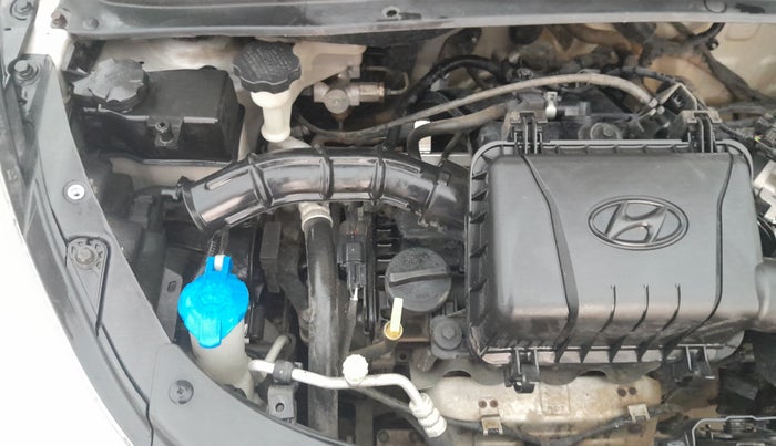 2015 Hyundai i10 MAGNA 1.1, Petrol, Manual, 61,436 km, Engine View - Right