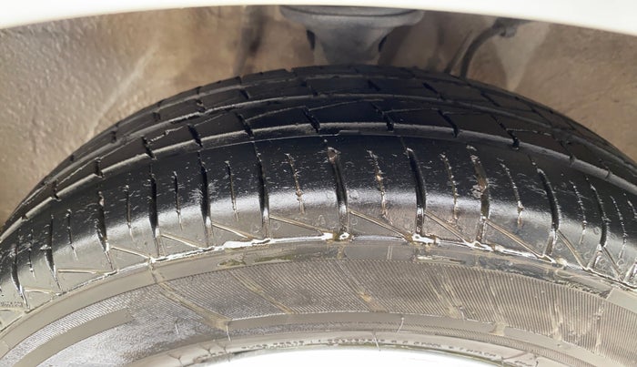 2022 Maruti Alto LXI O, Petrol, Manual, 11,925 km, Right Front Tyre Tread