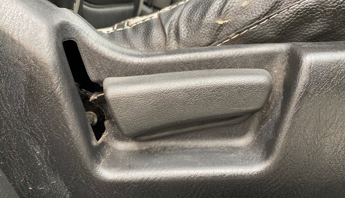 2022 Maruti Alto LXI O, Petrol, Manual, 11,925 km, Driver Side Adjustment Panel