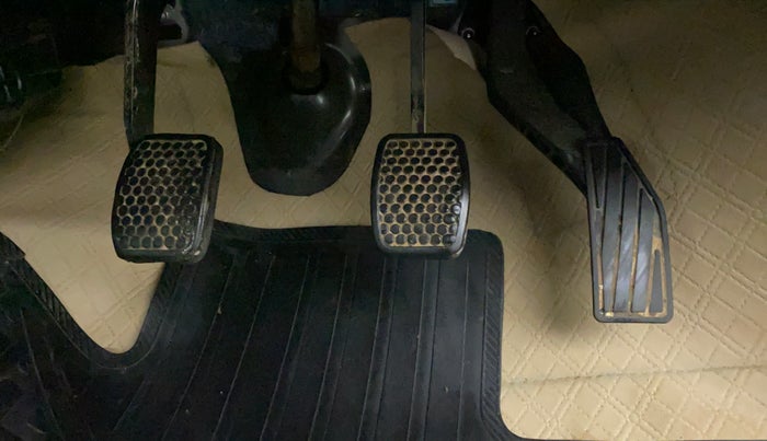 2019 Maruti Alto 800 LXI, Petrol, Manual, 29,453 km, Pedals