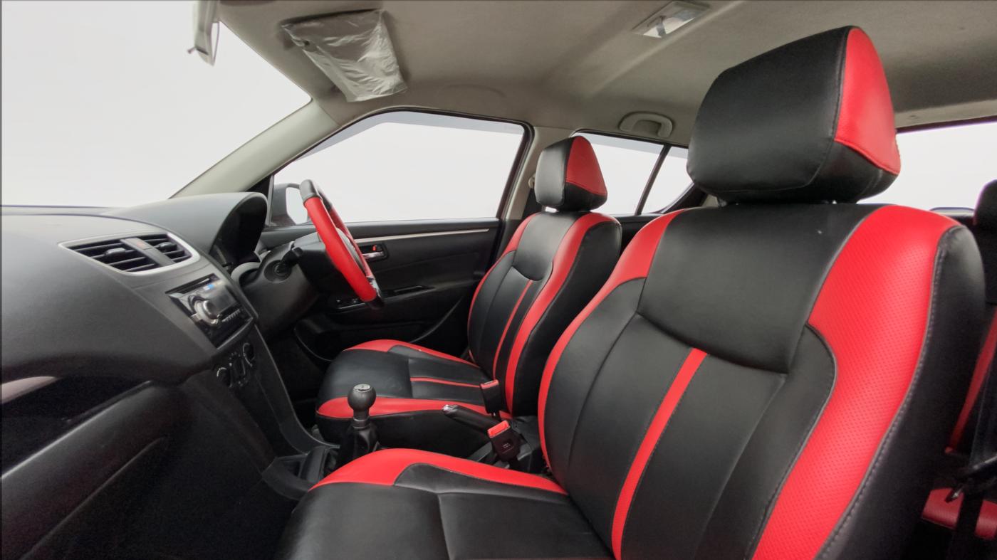 2014 Maruti Swift VXI, Petrol, Manual, 45,773 km, Right Side Front Door Cabin