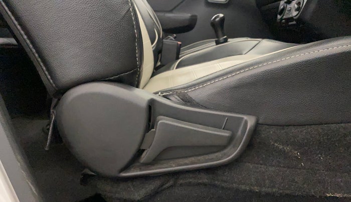 2024 Maruti Alto K10 VXI PLUS, Petrol, Manual, 18,393 km, Driver Side Adjustment Panel