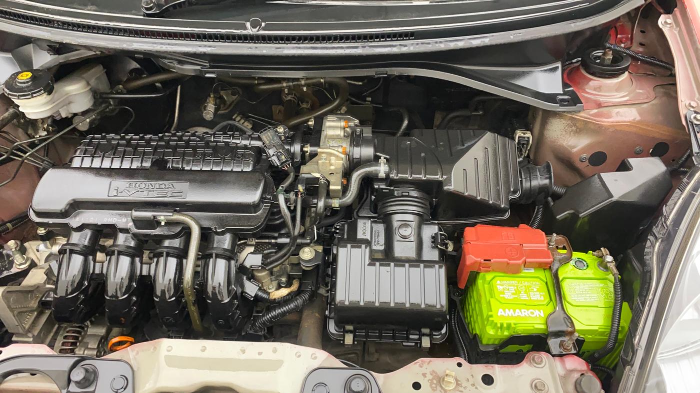 2014 Honda Brio S MT, Petrol, Manual, 90,678 km, Engine View - Left