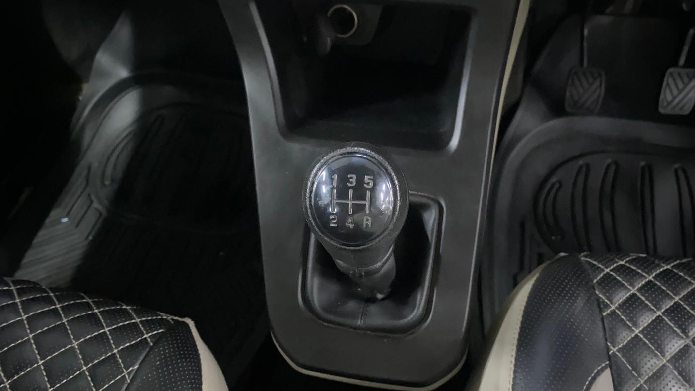 2022 Maruti New Wagon-R VXI 1.0, Petrol, Manual, 50,198 km, Gear Lever