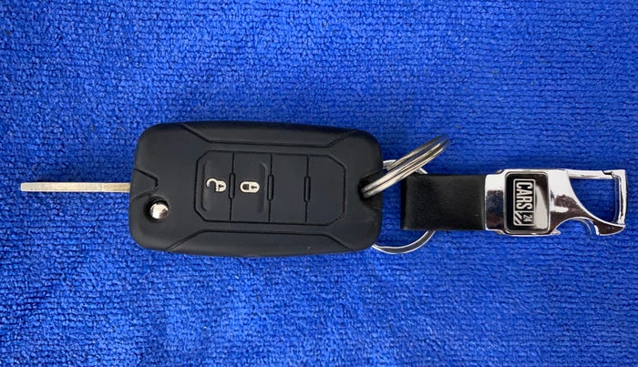 2018 Jeep Compass SPORT 2.0 DIESEL, Diesel, Manual, 1,19,193 km, Key Close Up