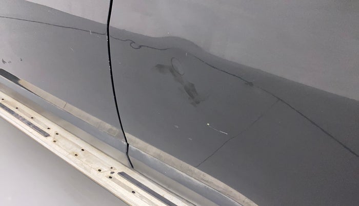 2018 Jeep Compass SPORT 2.0 DIESEL, Diesel, Manual, 1,19,193 km, Rear left door - Paint has faded