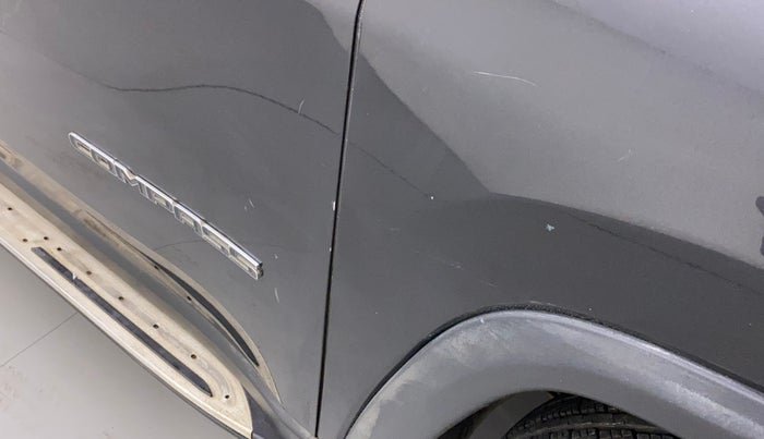 2018 Jeep Compass SPORT 2.0 DIESEL, Diesel, Manual, 1,19,193 km, Right fender - Slightly dented