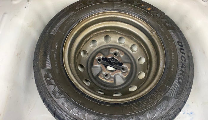 2016 Hyundai Eon D-LITE+, Petrol, Manual, 45,287 km, Spare Tyre