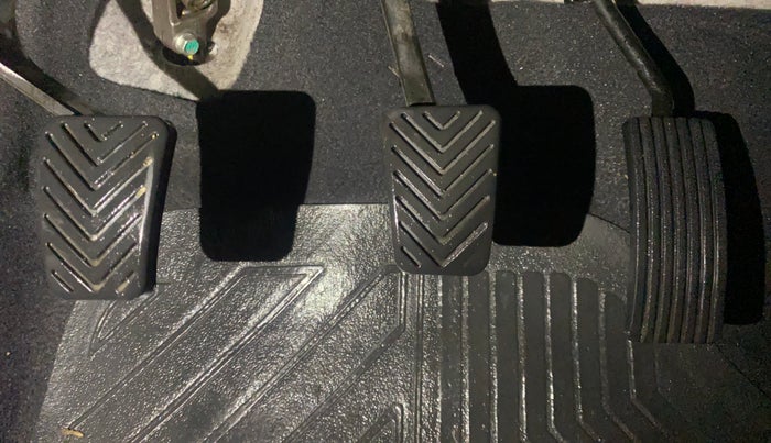 2016 Hyundai Eon D-LITE+, Petrol, Manual, 45,287 km, Pedals