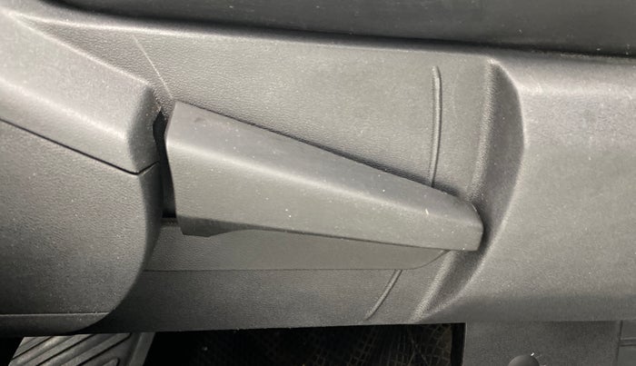 2023 Nissan MAGNITE XV PREMIUM TURBO CVT, Petrol, Automatic, 38,493 km, Driver Side Adjustment Panel