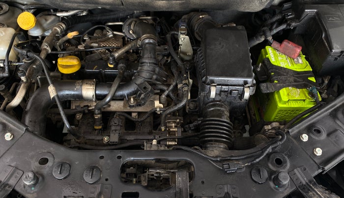 2023 Nissan MAGNITE XV PREMIUM TURBO CVT, Petrol, Automatic, 38,493 km, Engine View