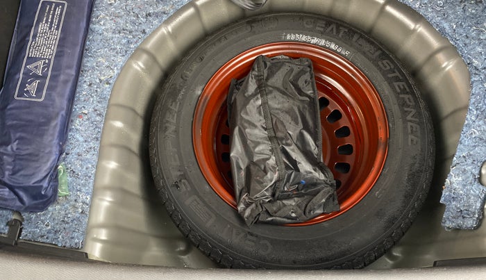 2023 Nissan MAGNITE XV PREMIUM TURBO CVT, Petrol, Automatic, 38,493 km, Spare Tyre