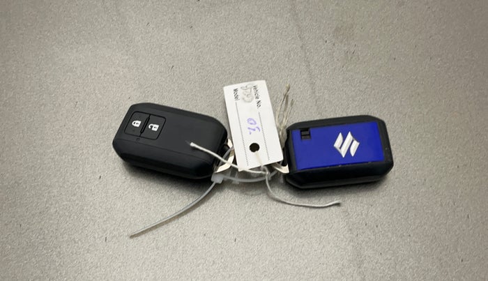 2023 Maruti Swift ZXI PLUS AMT, Petrol, Automatic, 36,780 km, Key Close Up