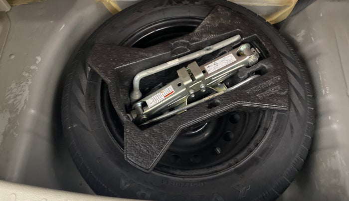 2017 Maruti Celerio ZXI AMT (O), Petrol, Automatic, 1,05,257 km, Spare Tyre