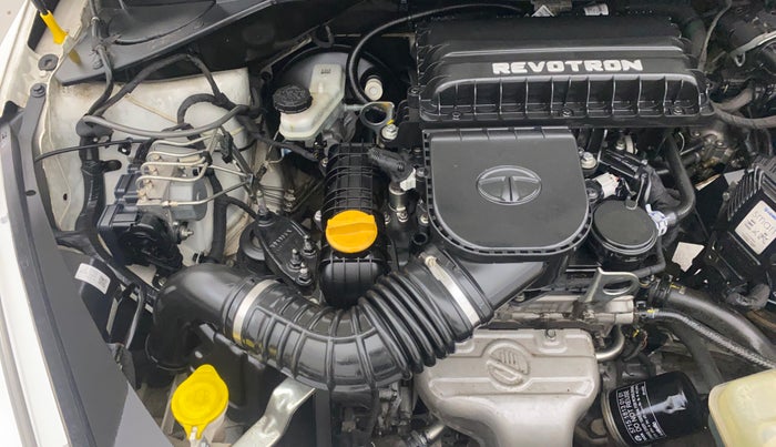 2018 Tata Tiago XZ PETROL, CNG, Manual, 68,109 km, Engine View - Right
