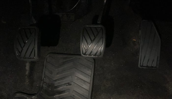 2023 Maruti IGNIS ALPHA 1.2, Petrol, Manual, 22,650 km, Pedals