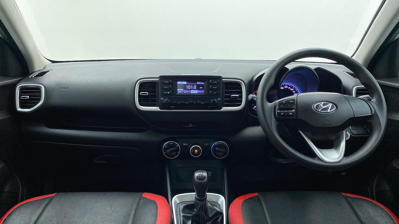 2021 Hyundai VENUE S MT 1.2 KAPPA, Petrol, Manual, 3,178 km, Dashboard