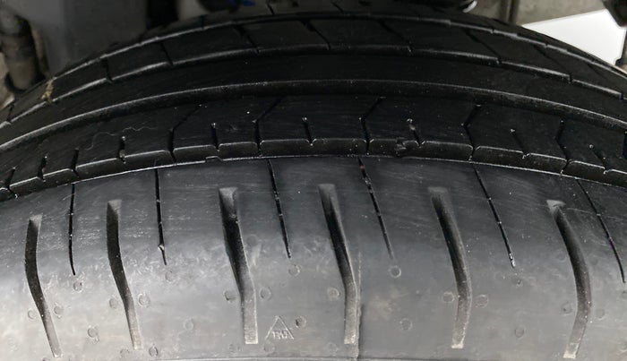 2021 Hyundai VENUE S MT 1.2 KAPPA, Petrol, Manual, 3,178 km, Left Rear Tyre Tread