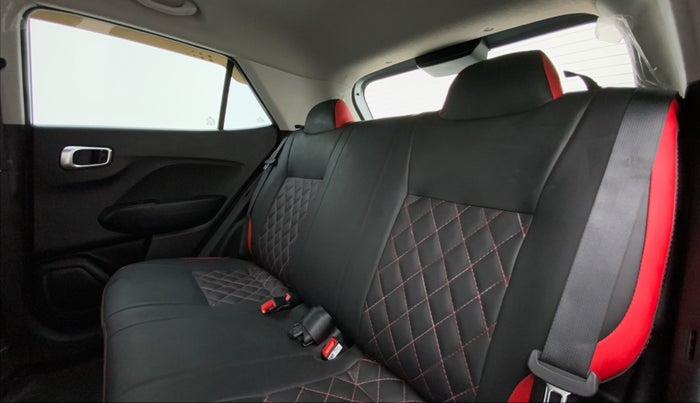 2021 Hyundai VENUE S MT 1.2 KAPPA, Petrol, Manual, 3,178 km, Right Side Rear Door Cabin
