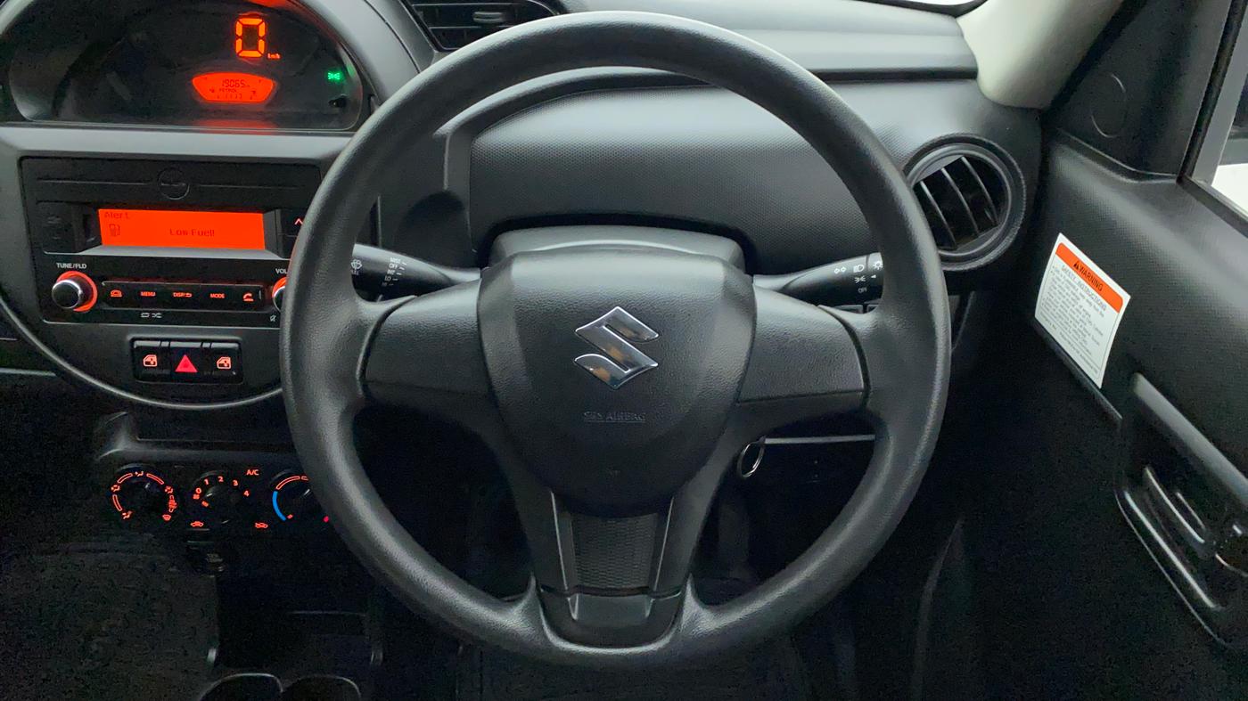 2020 Maruti S PRESSO VXI CNG, CNG, Manual, 19,609 km, Steering Wheel Close Up