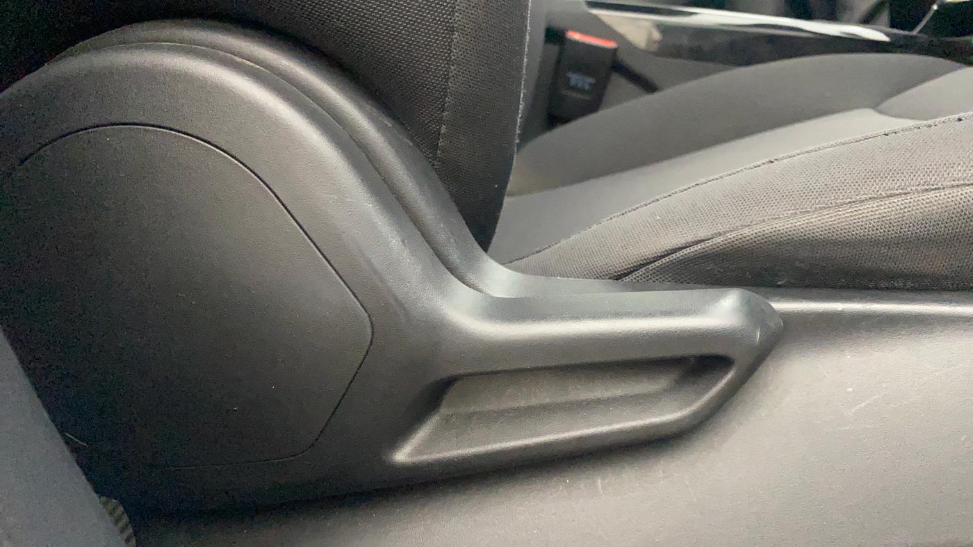 2024 Tata NEXON SMART+ 1.2 PETROL, Petrol, Manual, 19,953 km, Driver Side Adjustment Panel