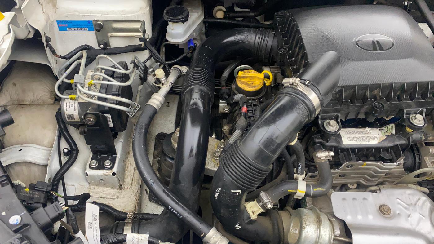 2024 Tata NEXON SMART+ 1.2 PETROL, Petrol, Manual, 19,953 km, Engine View - Right
