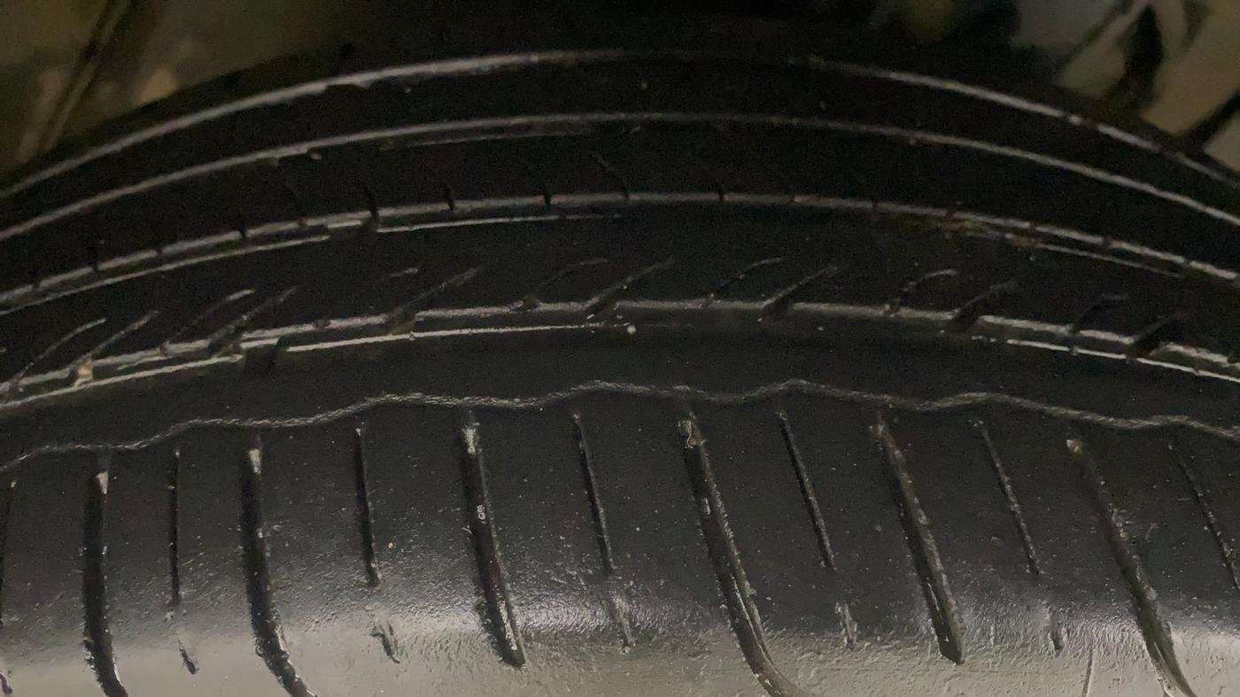 2024 Tata NEXON SMART+ 1.2 PETROL, Petrol, Manual, 19,953 km, Left Front Tyre Tread