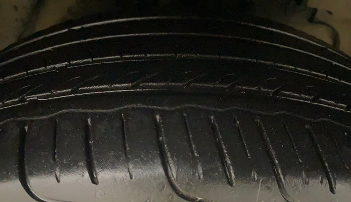 2024 Tata NEXON SMART+ 1.2 PETROL, Petrol, Manual, 19,882 km, Right Front Tyre Tread