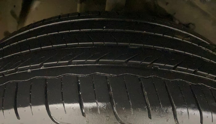 2024 Tata NEXON SMART+ 1.2 PETROL, Petrol, Manual, 19,882 km, Right Rear Tyre Tread