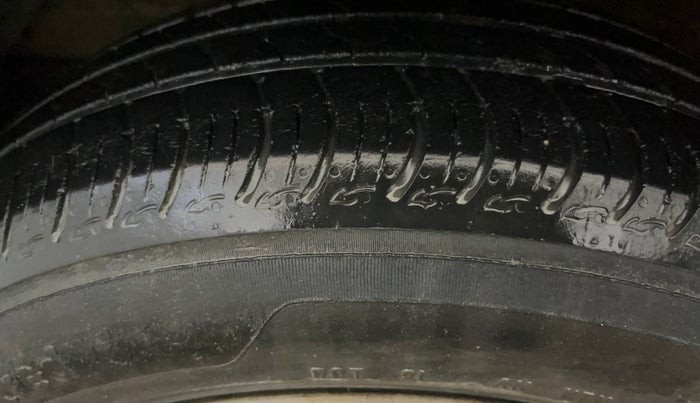 2019 Maruti S PRESSO VXI AMT, Petrol, Automatic, 44,078 km, Left Front Tyre Tread