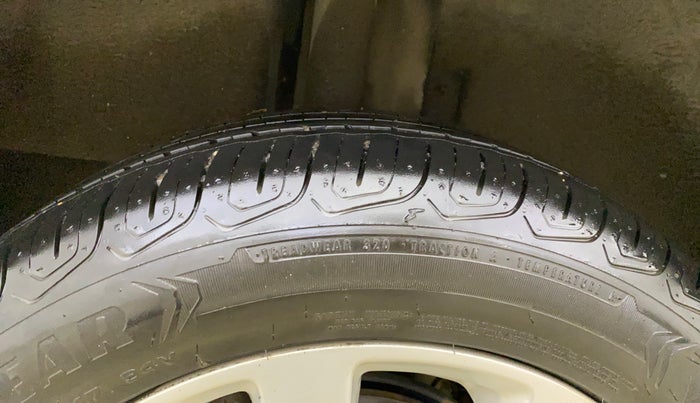 2023 MG ASTOR SMART 1.5 CVT, Petrol, Automatic, 19,188 km, Right Rear Tyre Tread