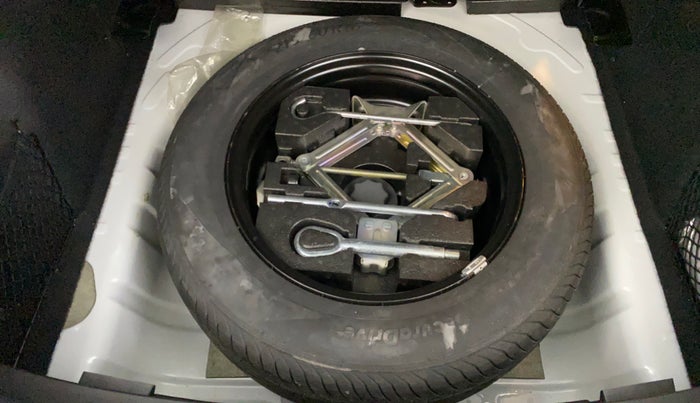 2023 MG ASTOR SMART 1.5 CVT, Petrol, Automatic, 19,188 km, Spare Tyre