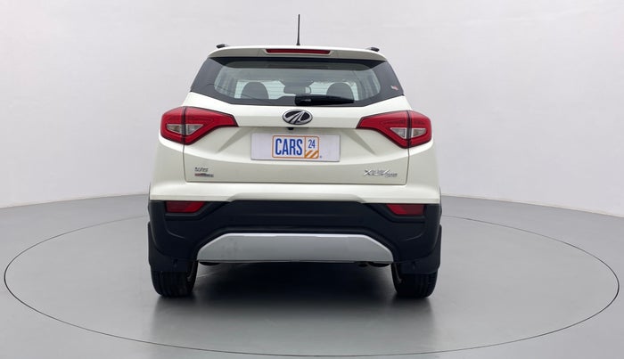 2021 Mahindra XUV300 W8 (O) AT, Petrol, Automatic, 4,022 km, Back/Rear