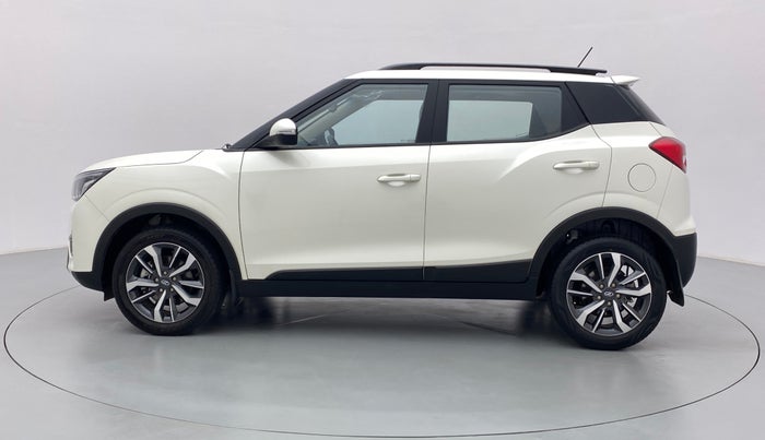 2021 Mahindra XUV300 W8 (O) AT, Petrol, Automatic, 4,022 km, Left Side