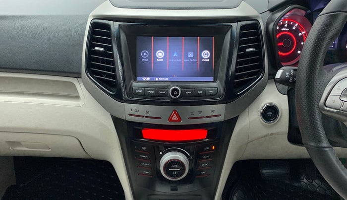 2021 Mahindra XUV300 W8 (O) AT, Petrol, Automatic, 4,022 km, Air Conditioner