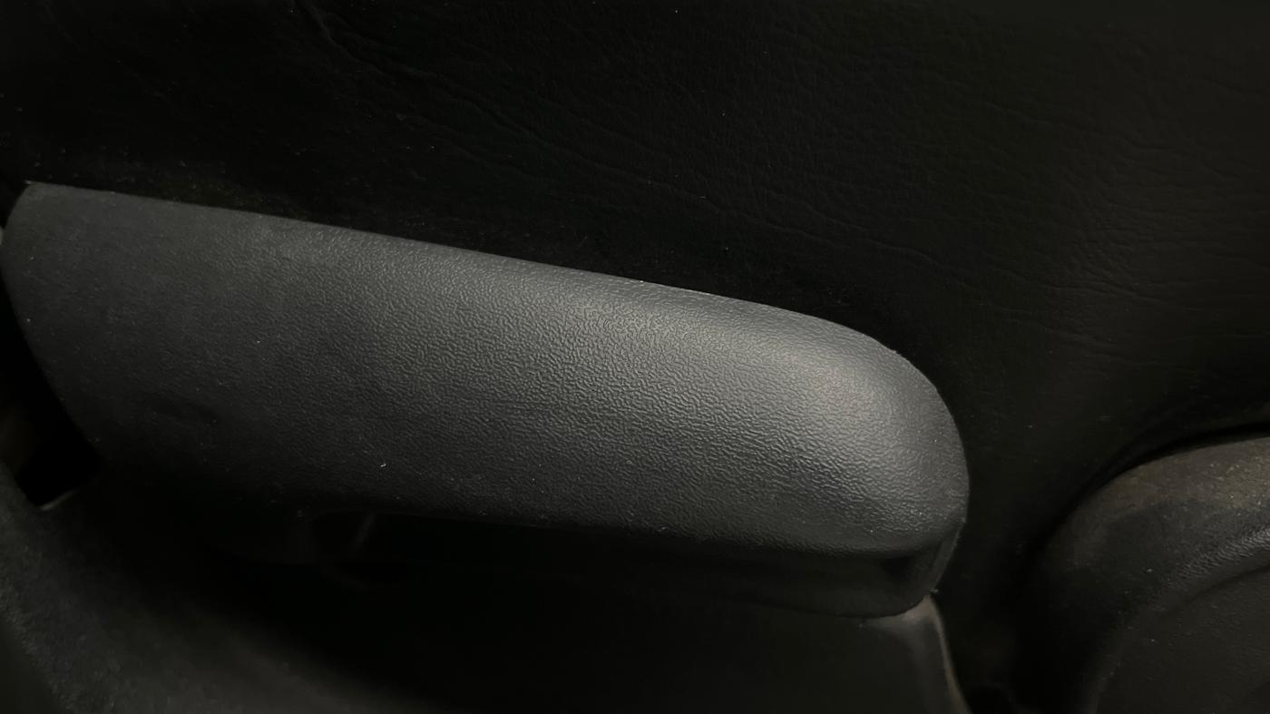 2022 Maruti Vitara Brezza ZXI PLUS, Petrol, Manual, 85,865 km, Driver Side Adjustment Panel