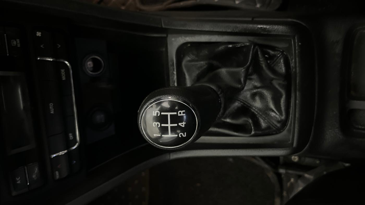 2022 Maruti Vitara Brezza ZXI PLUS, Petrol, Manual, 85,865 km, Gear Lever