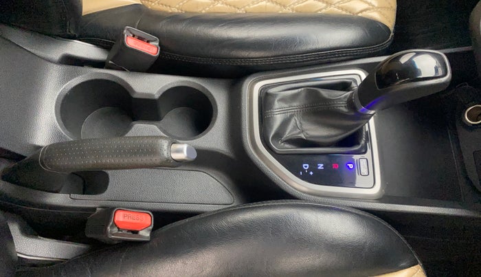 2017 Hyundai Creta SX PLUS AT 1.6 PETROL, Petrol, Automatic, 1,13,645 km, Gear Lever