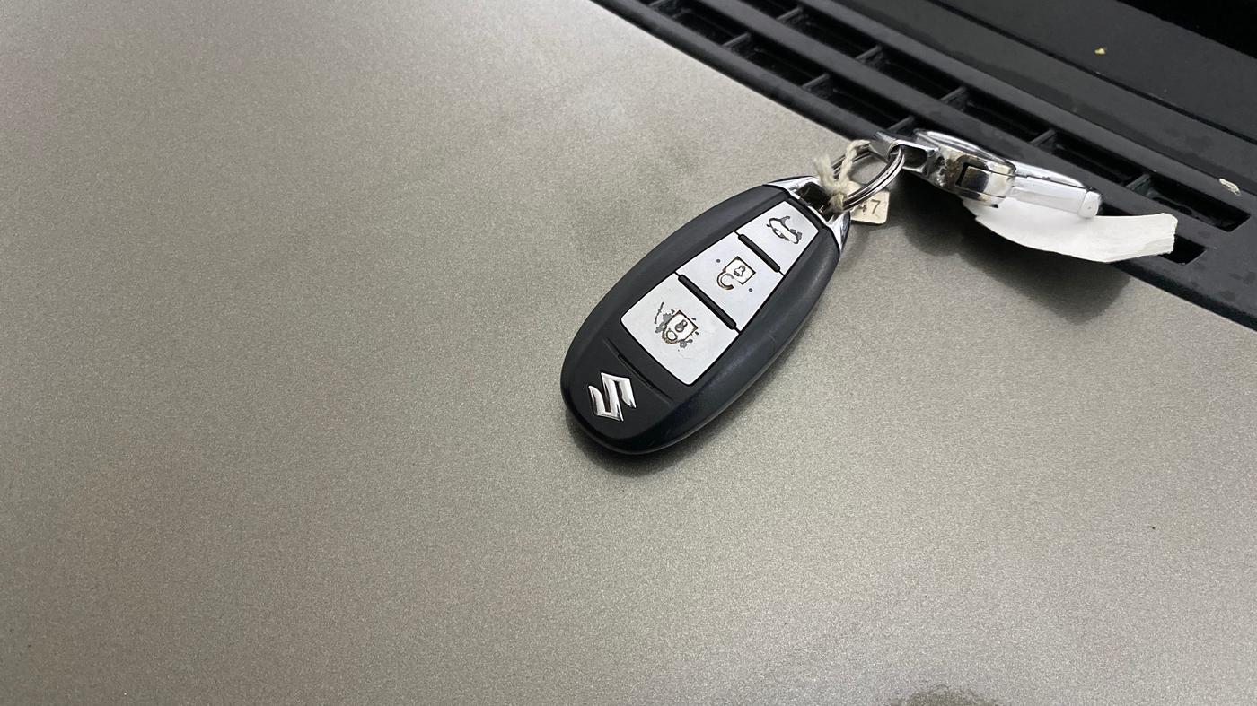 2020 Maruti Ciaz ALPHA  AT 1.5 SHVS PETROL, Petrol, Automatic, 52,176 km, Key Close Up
