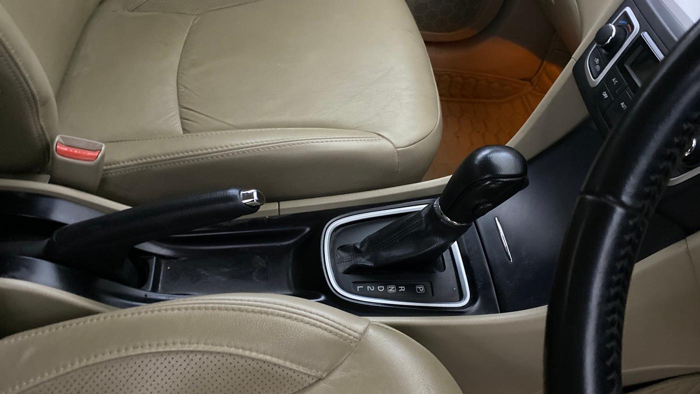 2020 Maruti Ciaz ALPHA  AT 1.5 SHVS PETROL, Petrol, Automatic, 52,176 km, Gear Lever