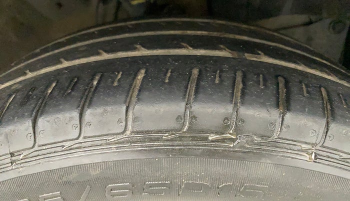 2015 Honda City 1.5L I-VTEC V MT, Petrol, Manual, 74,536 km, Right Front Tyre Tread