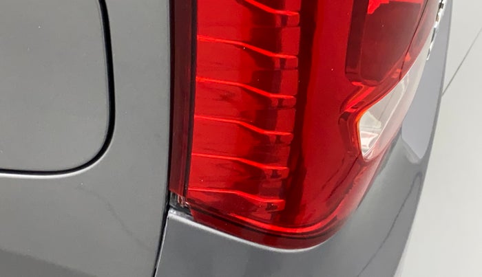 2018 Maruti Wagon R 1.0 VXI AMT, CNG, Automatic, 76,871 km, Left tail light - Minor damage