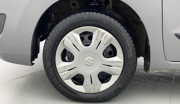 2018 Maruti Wagon R 1.0 VXI AMT, CNG, Automatic, 76,871 km, Left Front Wheel