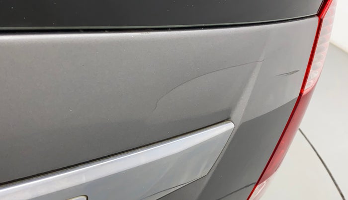 2018 Maruti Wagon R 1.0 VXI AMT, CNG, Automatic, 76,871 km, Dicky (Boot door) - Slightly dented