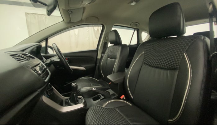 2017 Maruti S Cross DELTA 1.3, Diesel, Manual, 95,679 km, Right Side Front Door Cabin