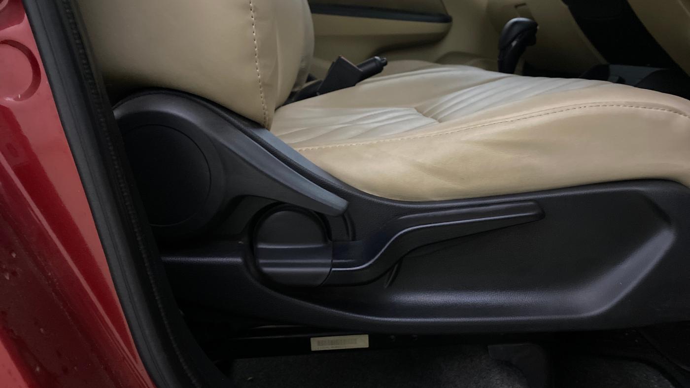 2018 Honda Amaze 1.2L I-VTEC V CVT, Petrol, Automatic, 52,496 km, Driver Side Adjustment Panel