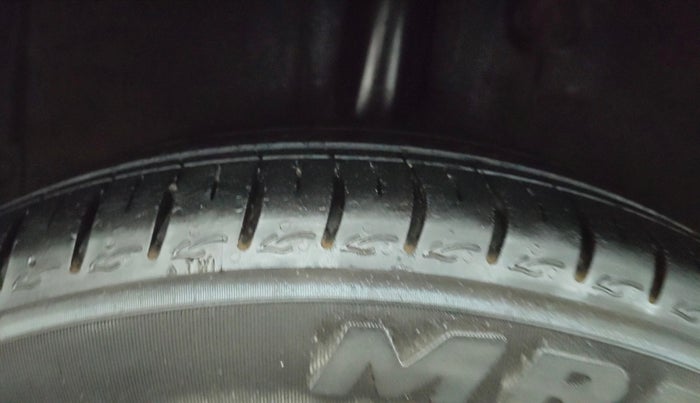 2023 Hyundai GRAND I10 NIOS SPORTZ 1.2 KAPPA VTVT, Petrol, Manual, 41,154 km, Right Rear Tyre Tread